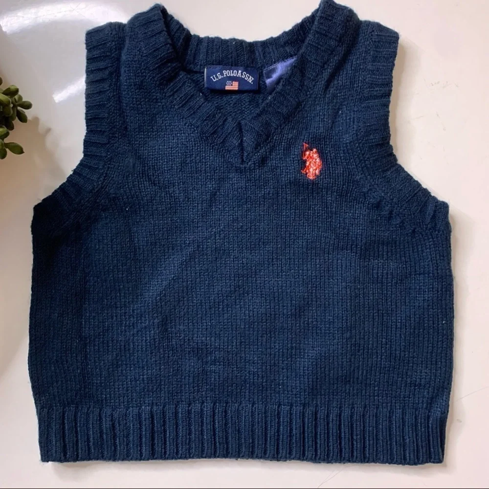 US polo ASSN navy blue acrylic V-neck sweater vest infant size 12 months
